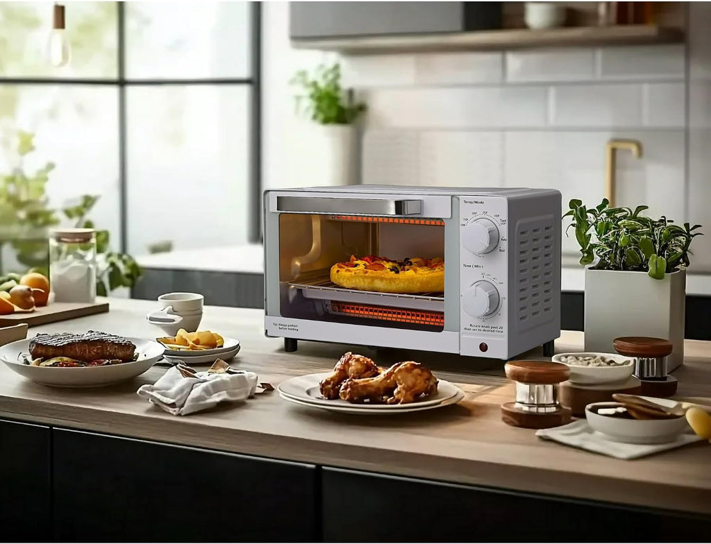Four-piece countertop oven, three baking settings, includes a rack and baking pan, Arctic White